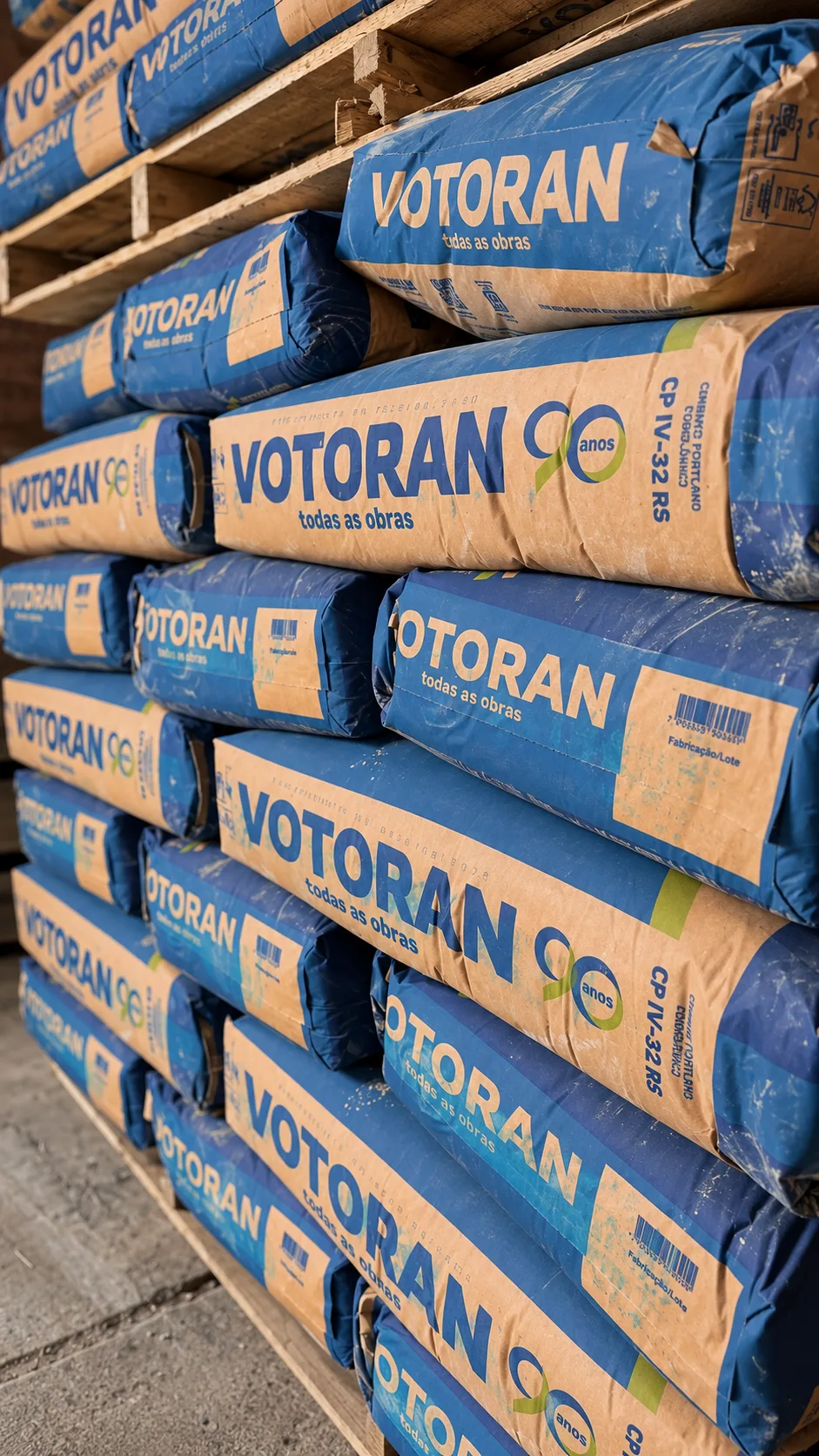 Sacos de cimento Votoran disponíveis na Muller & Franck